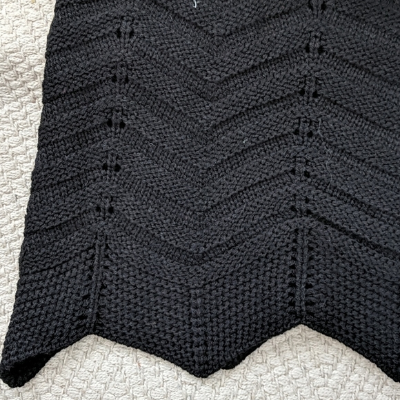 Black Knit Infinity Scarf - Picture 4 of 6
